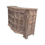 VB Crafts Vintage Wooden Carved Bar Counter